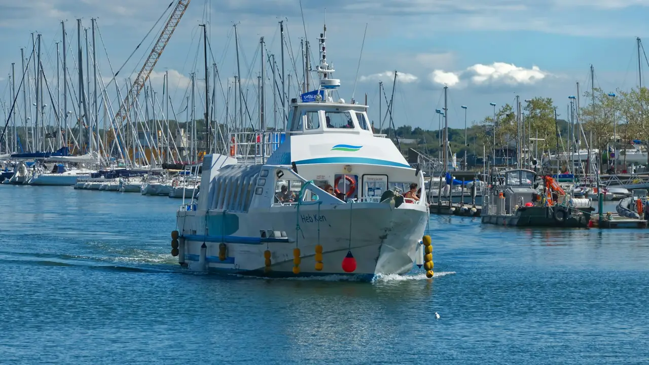 Bateau dans le port de Lorient